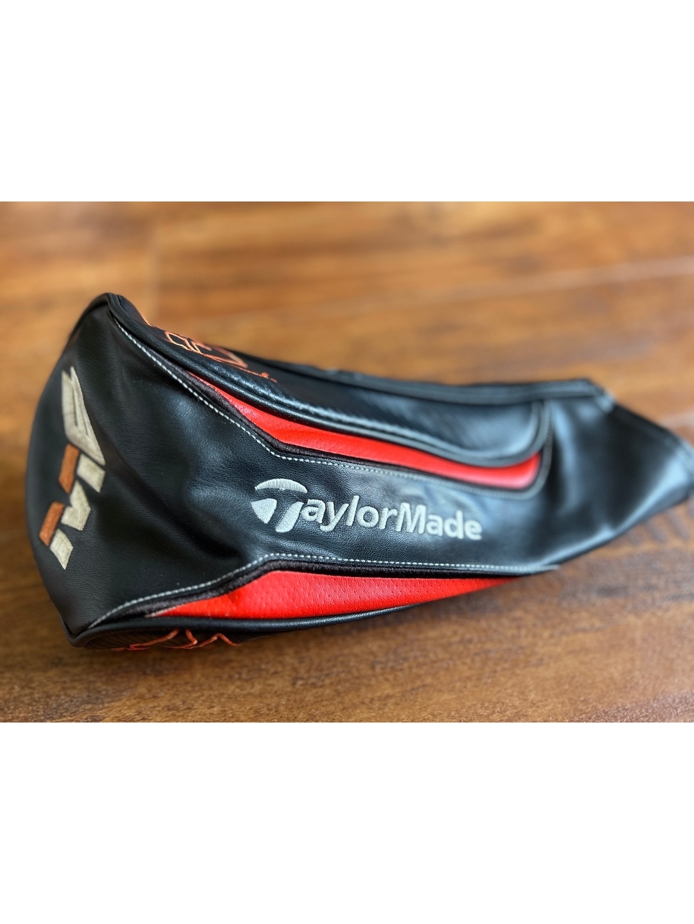 TaylorMade M6 Driver Head Cover Black Red
